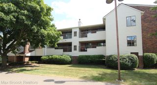 30594 Orchard Lake Road 50, Farmington Hills, MI 48334