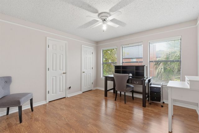 1006 Alta Vista Court, Burleson, TX 76028