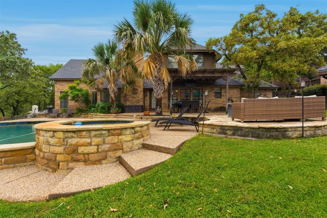 1006 Alta Vista Court, Burleson, TX 76028