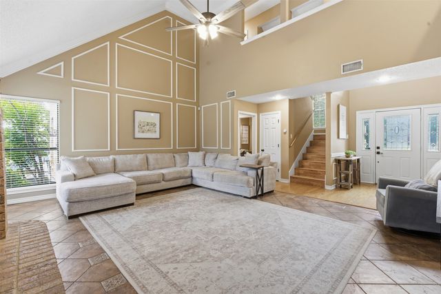 1006 Alta Vista Court, Burleson, TX 76028