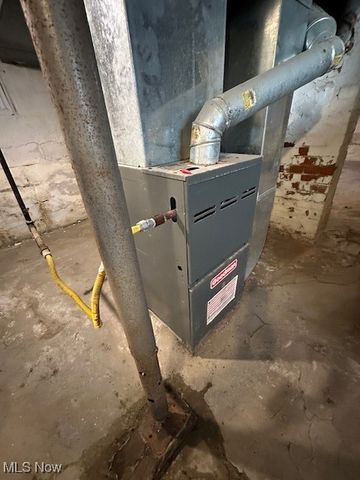 348 11th Avenue, Elyria, OH 44035