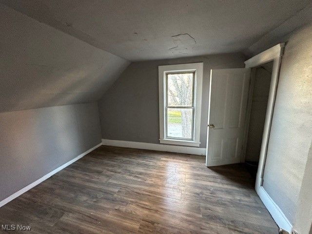 348 11th Avenue, Elyria, OH 44035