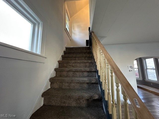 348 11th Avenue, Elyria, OH 44035