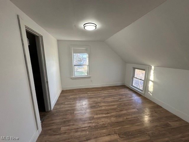 348 11th Avenue, Elyria, OH 44035