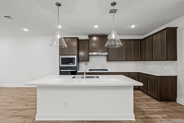 1860 Bighorn Trail, New Braunfels, TX 78132