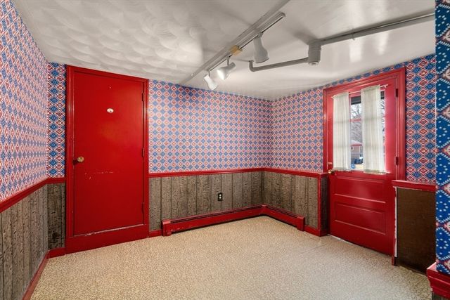 4 Jeffrey Road, Canton, MA 02021