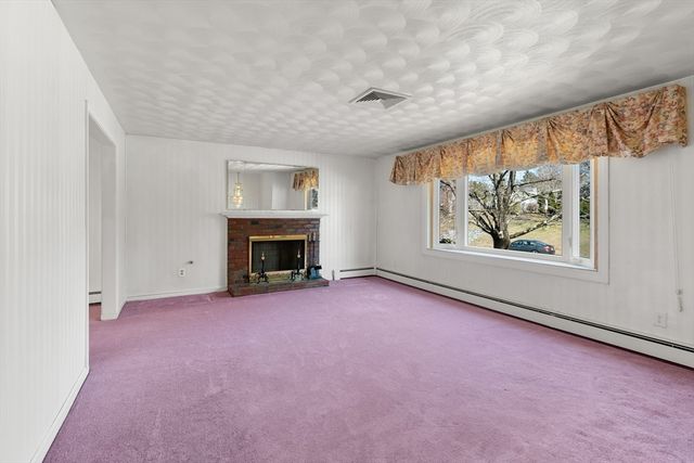 4 Jeffrey Road, Canton, MA 02021