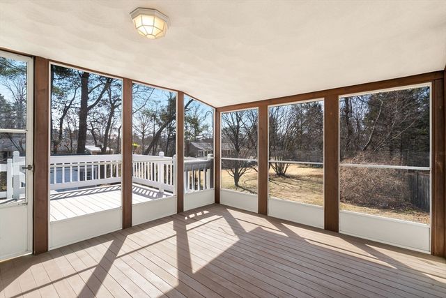 4 Jeffrey Road, Canton, MA 02021