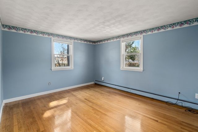 4 Jeffrey Road, Canton, MA 02021