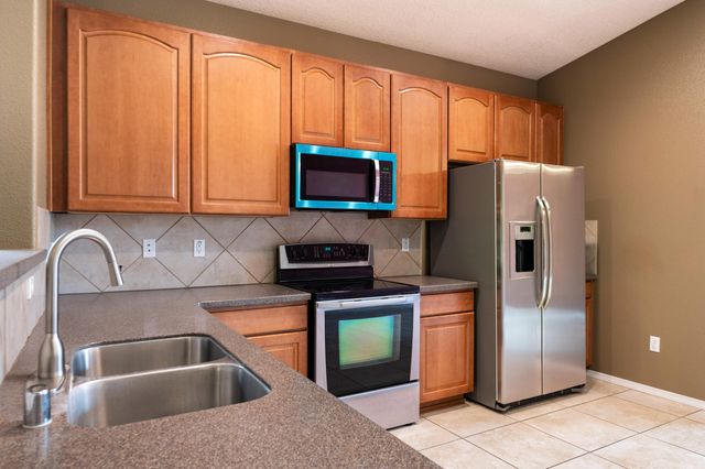 2240 Montevine Court SE, Rio Rancho, NM 87124
