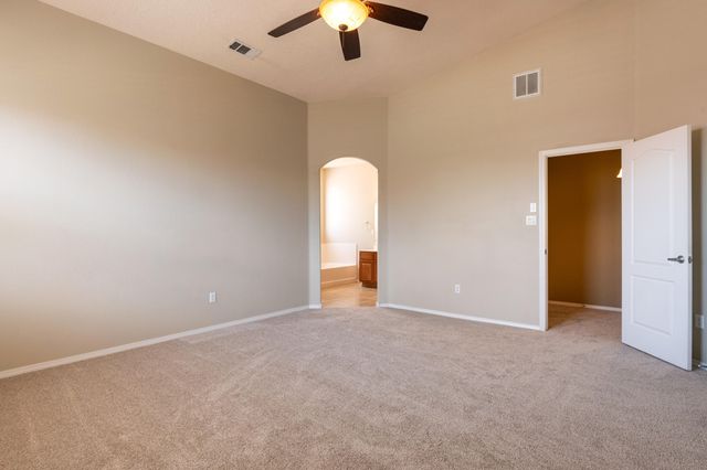 2240 Montevine Court SE, Rio Rancho, NM 87124