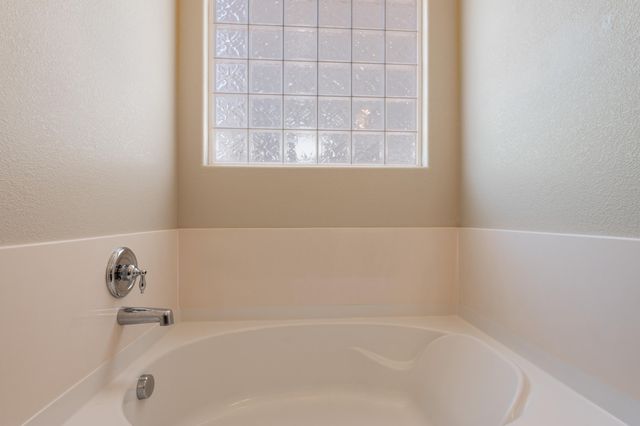 2240 Montevine Court SE, Rio Rancho, NM 87124