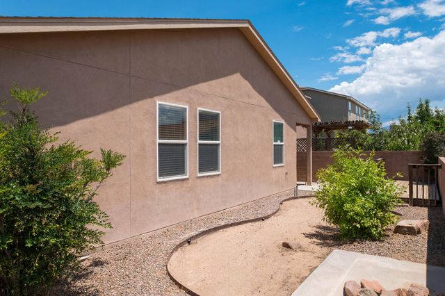 2240 Montevine Court SE, Rio Rancho, NM 87124