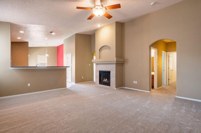 2240 Montevine Court SE, Rio Rancho, NM 87124