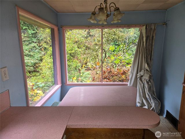 10415 Slater Avenue NE, Kirkland, WA 98033