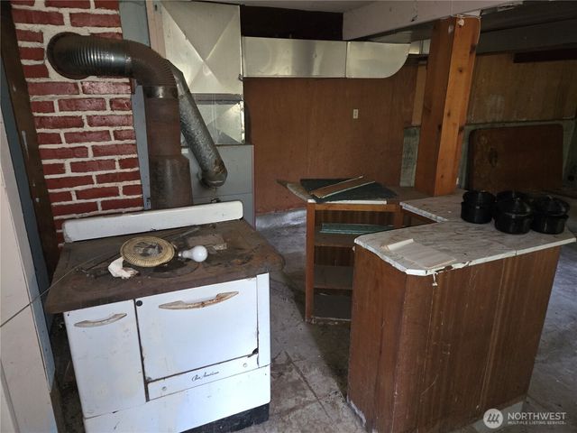 10415 Slater Avenue NE, Kirkland, WA 98033