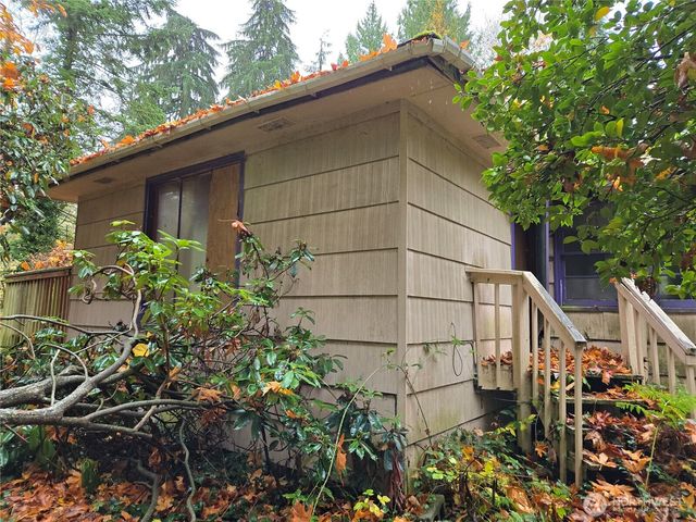 10415 Slater Avenue NE, Kirkland, WA 98033