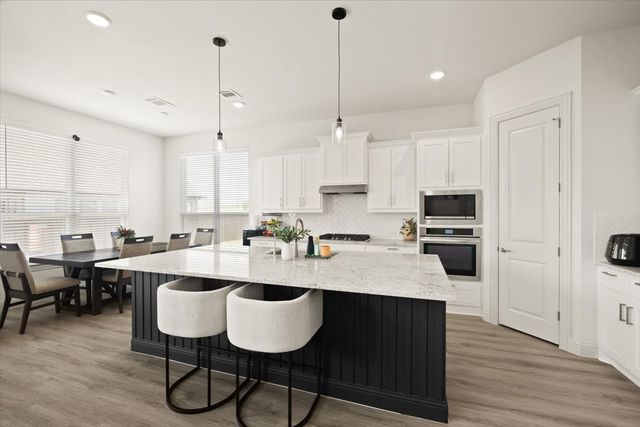 3905 Timberview Street, Midlothian, TX 76065