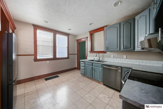 324 E 12th Street, Fremont, NE 68025