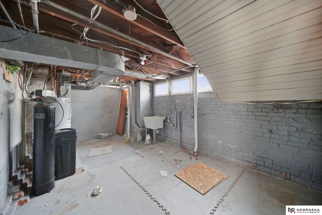 324 E 12th Street, Fremont, NE 68025