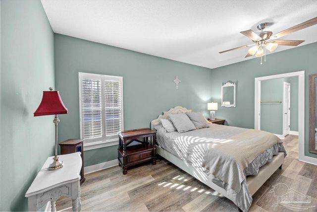 7497 Rexford St, Navarre, FL 32566