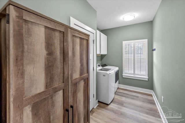 7497 Rexford St, Navarre, FL 32566