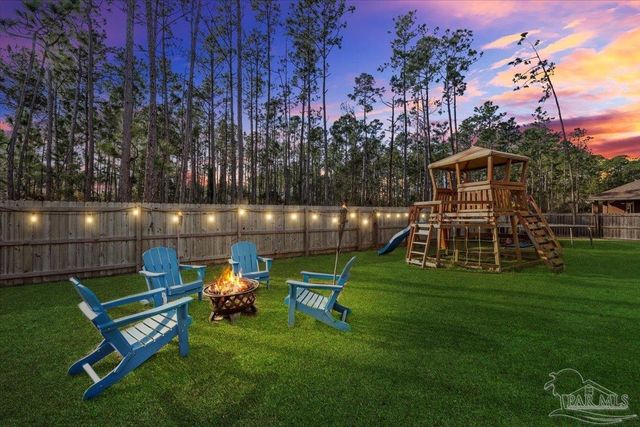 7497 Rexford St, Navarre, FL 32566