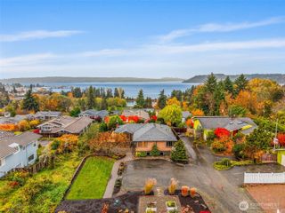 1224 S Sunset Drive, Tacoma, WA 98465