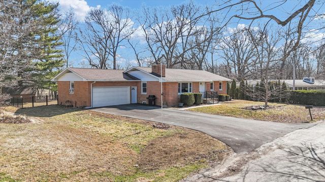 606 S JEFFERSON Street, Mahomet, IL 61853