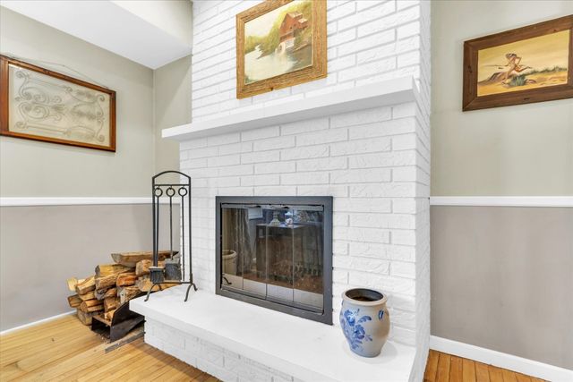 606 S JEFFERSON Street, Mahomet, IL 61853