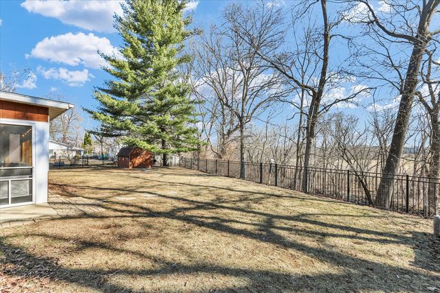 606 S JEFFERSON Street, Mahomet, IL 61853