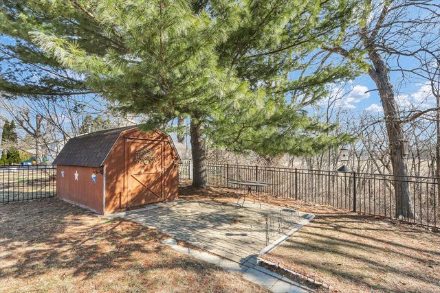 606 S JEFFERSON Street, Mahomet, IL 61853