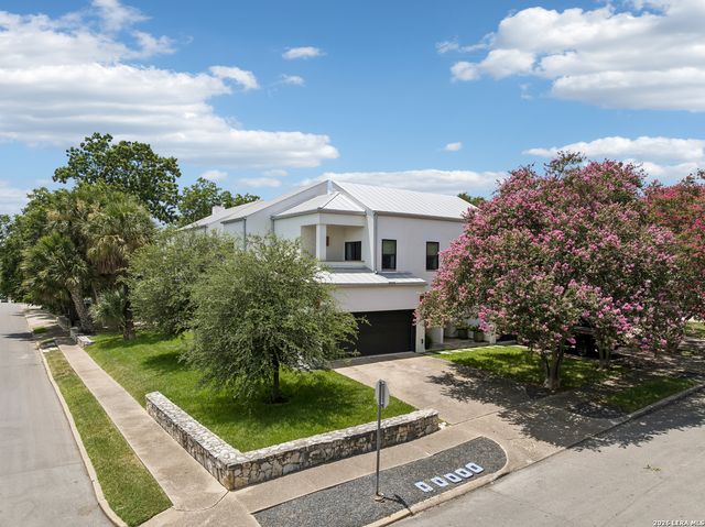 315 Cleveland Ct D, San Antonio, TX 78209