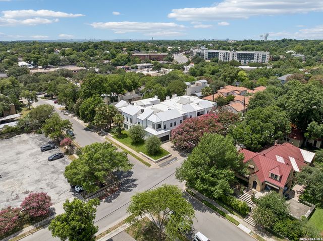 315 Cleveland Ct D, San Antonio, TX 78209