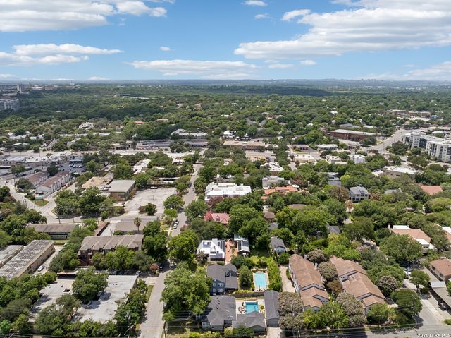 315 Cleveland Ct D, San Antonio, TX 78209