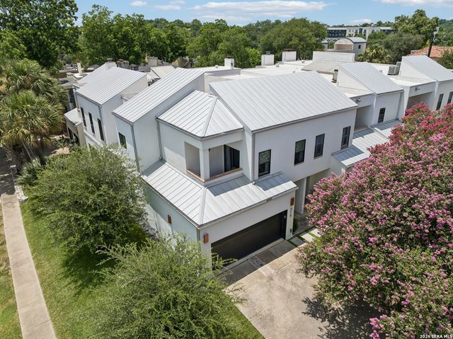 315 Cleveland Ct D, San Antonio, TX 78209