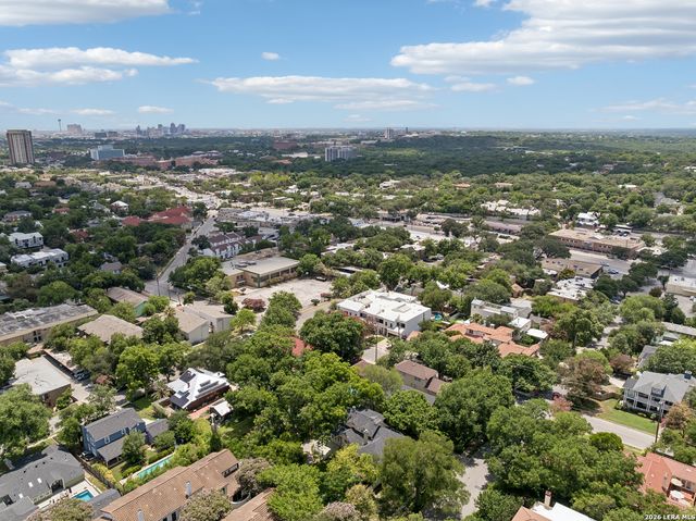 315 Cleveland Ct D, San Antonio, TX 78209