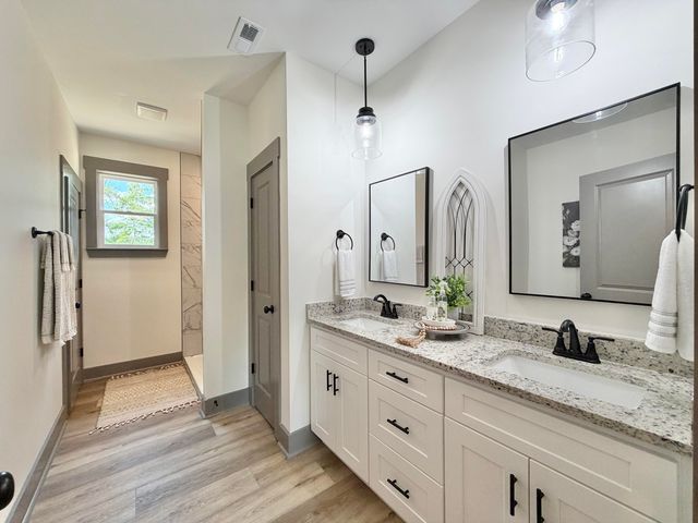 444 E Long Hollow Road, Rock Spring, GA 30739