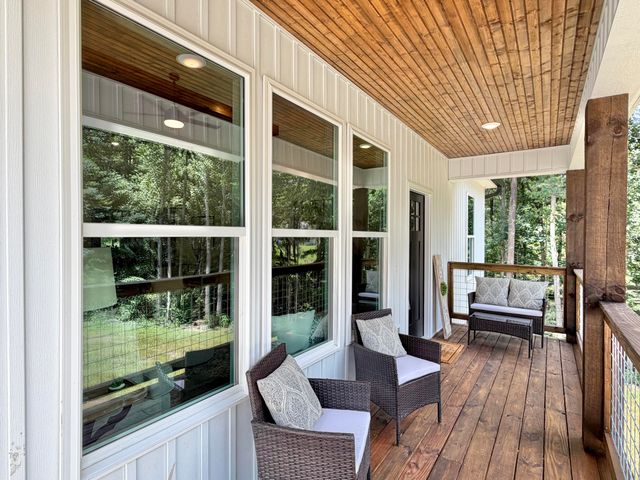444 E Long Hollow Road, Rock Spring, GA 30739