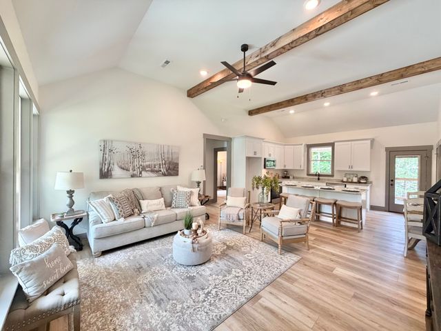 444 E Long Hollow Road, Rock Spring, GA 30739