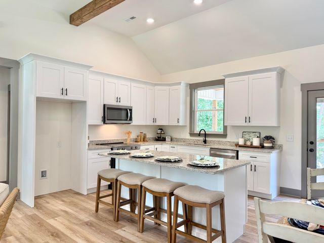 444 E Long Hollow Road, Rock Spring, GA 30739