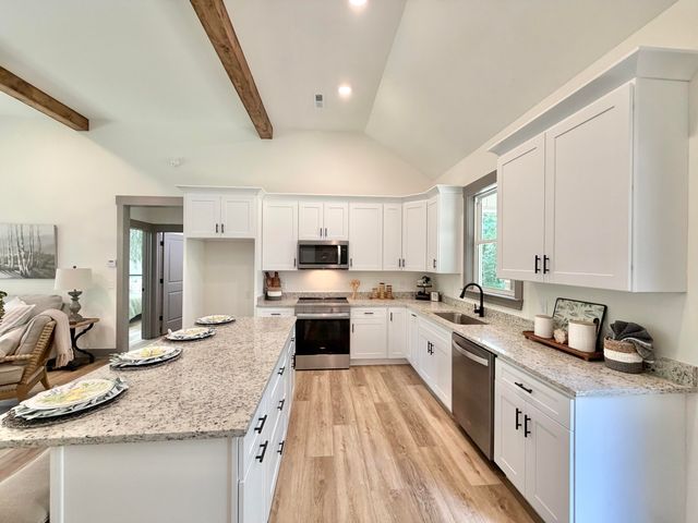444 E Long Hollow Road, Rock Spring, GA 30739