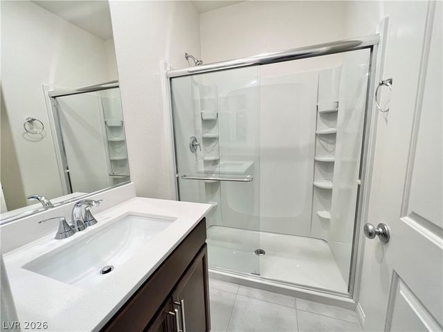 8646 Valley Village Street, Las Vegas, NV 89113