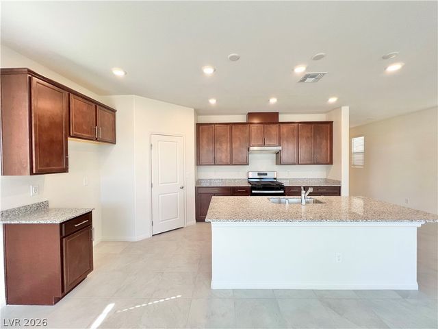 8646 Valley Village Street, Las Vegas, NV 89113