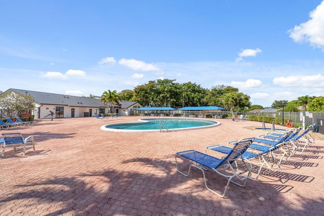 6348 Whispering Wind Way, Delray Beach, FL 33484