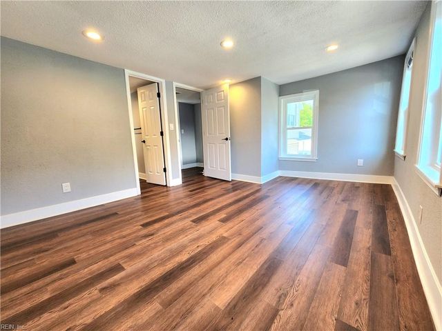 1317 Summit AVE, Portsmouth, VA 23704