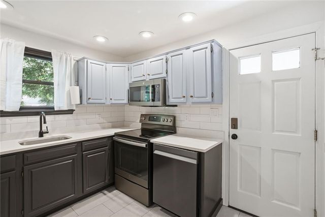 2726 West Livingston Street, Allentown City, PA 18104