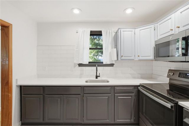 2726 West Livingston Street, Allentown City, PA 18104