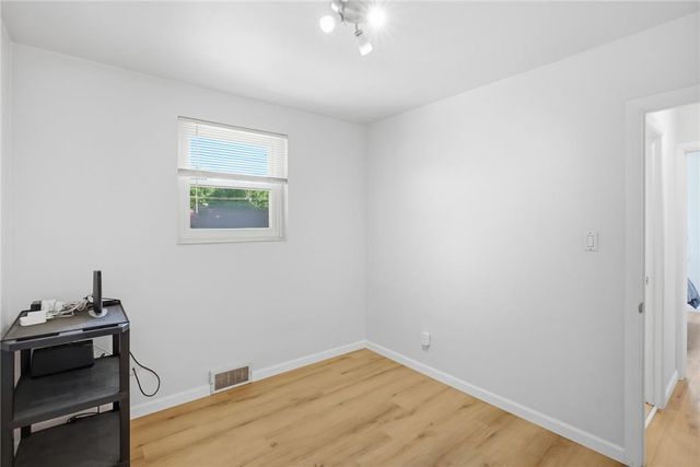 2726 West Livingston Street, Allentown City, PA 18104