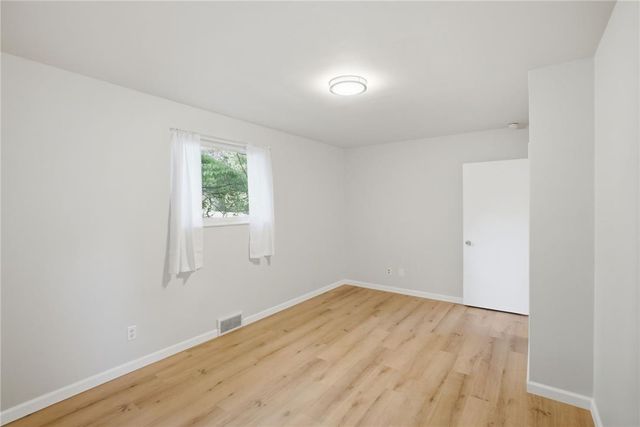 2726 West Livingston Street, Allentown City, PA 18104